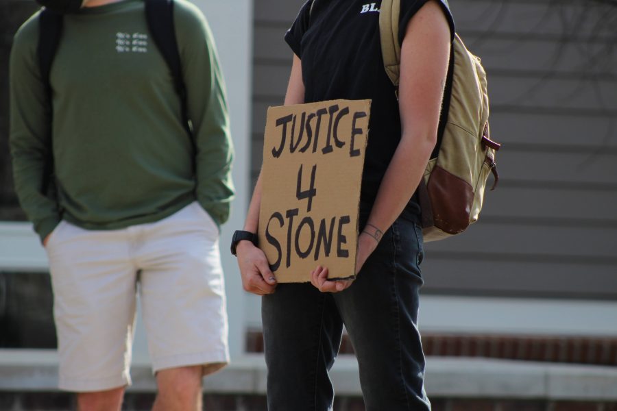 Students gather outside Stone Foltz memorial, 2021