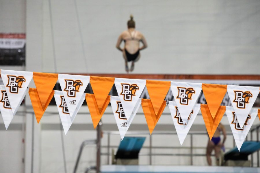 BGSU Dive Team Competes in Seasons First Solo Invitational