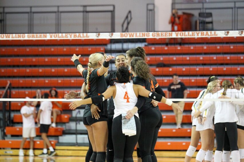 BGSU bounces back, fends off pesky Wright State in four sets