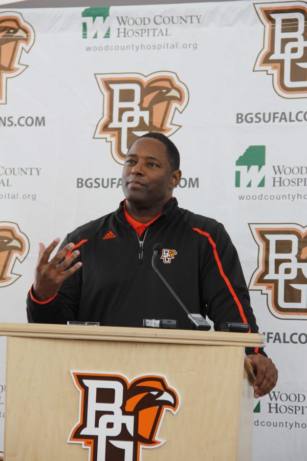 Head Coach Dino Babers speaks to the media while announcing the 2014 recruiting class. 