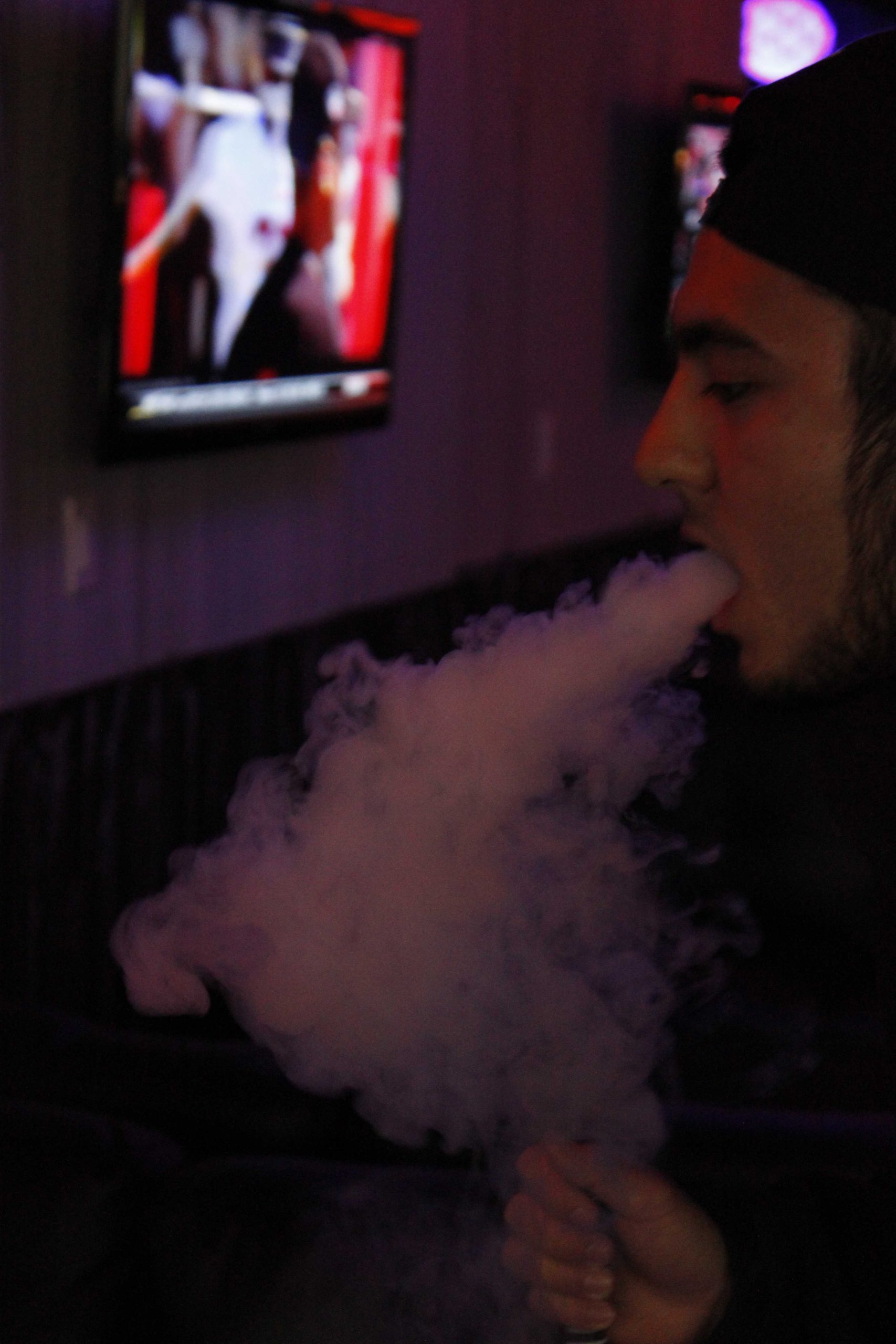 Hookah poses more health risks than cigarettes; users inhale 150 times more  smoke in 1-hour hookah session than smoking one cigarette – BG Falcon Media