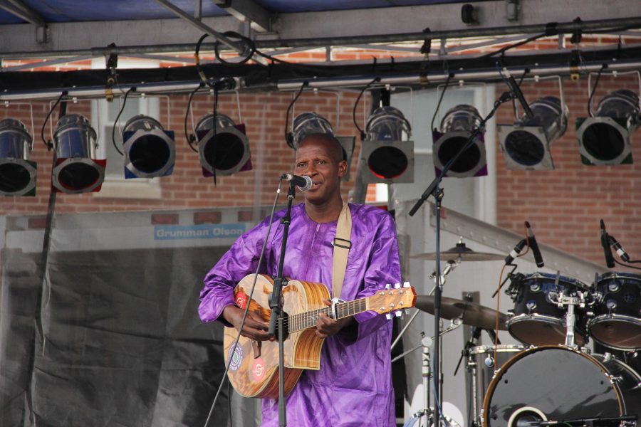 Sidi Touré playing music at the Black Swamp Arts Festival.
