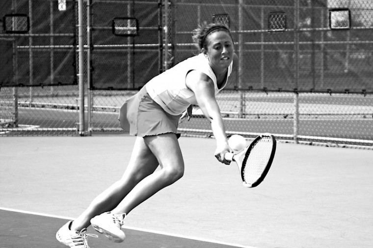 Tennis team sweeps weekend with a trio of 7-0 wins