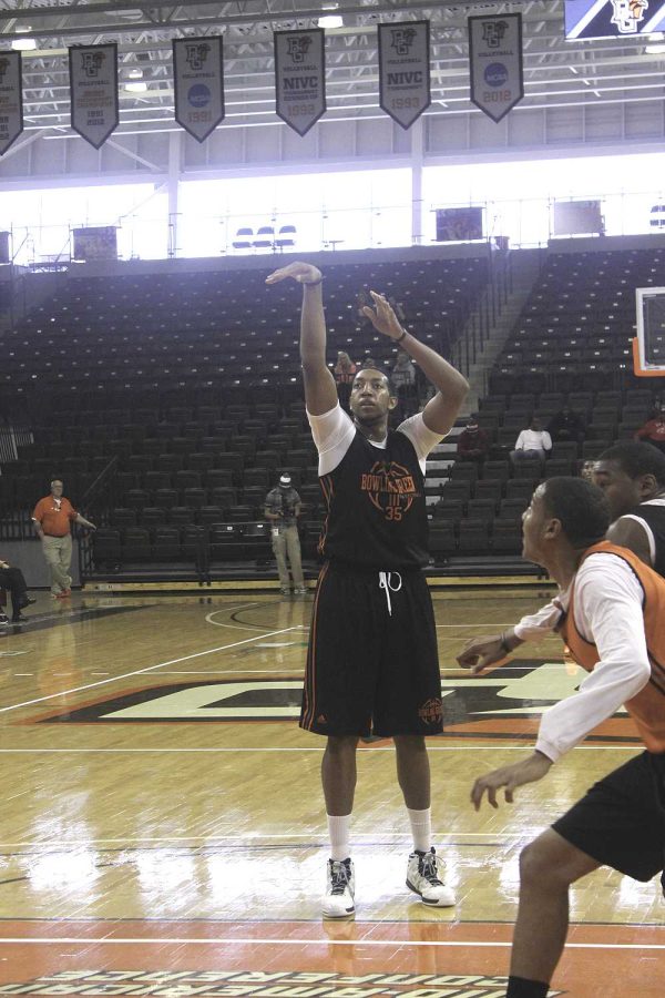 Cameron Black takes a free-throw during the team’s intersquad scrimmage in October. 