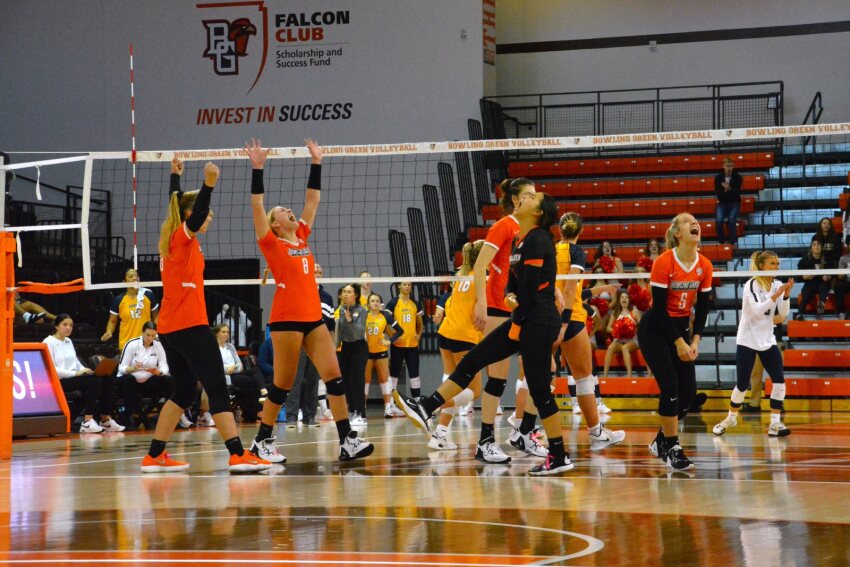 BGSU bounces back, takes down NKU in straight sets to improve to 2-1