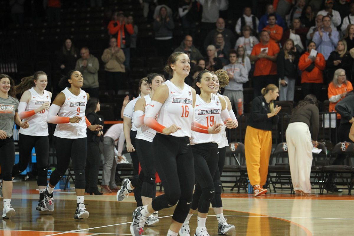 BGSU players running onto the court after their 3-0 win over Kent State