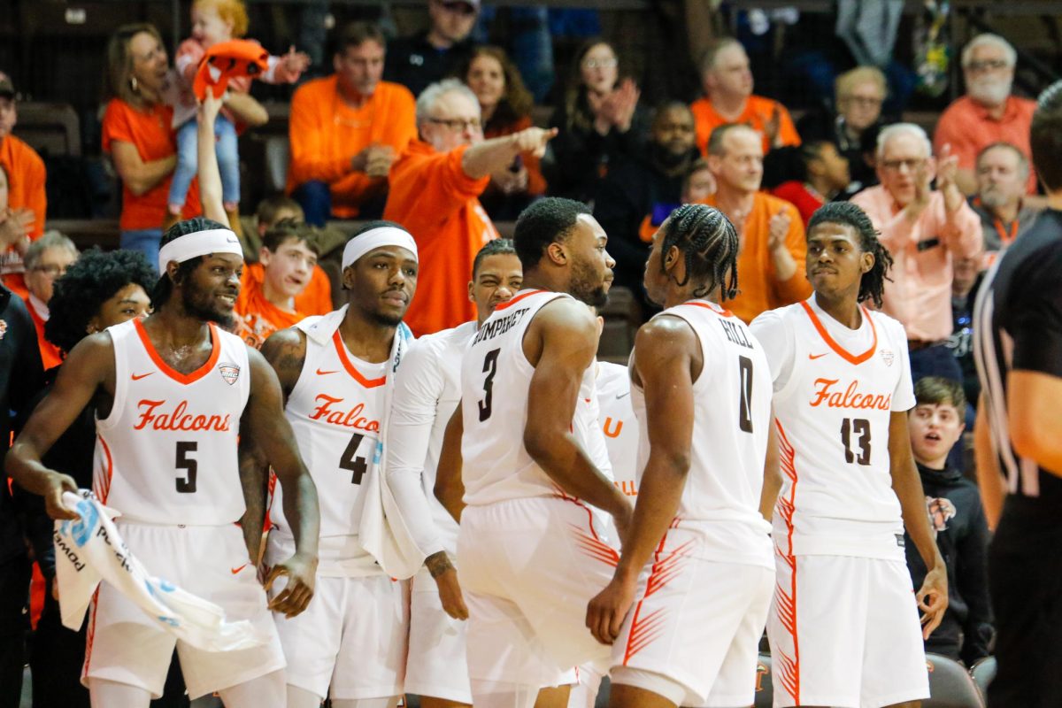 Bowling+Green%2C+OH+-+Falcons+bench+going+crazy+after+a+huge+3-pointer+from+Falcons+Dajion+Humphrey+at+the+Stroh+Center