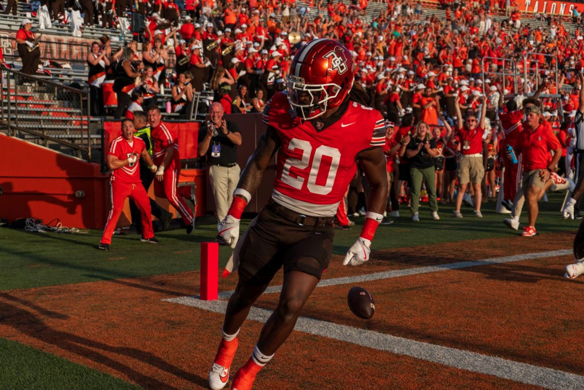 Bowling Green, OH - Falcons junior running back Justin Pegues (20) starts the year with a 100-yard kickoff return in the game's first play at Doyt Perry Stadium in Bowling Green, Ohio.