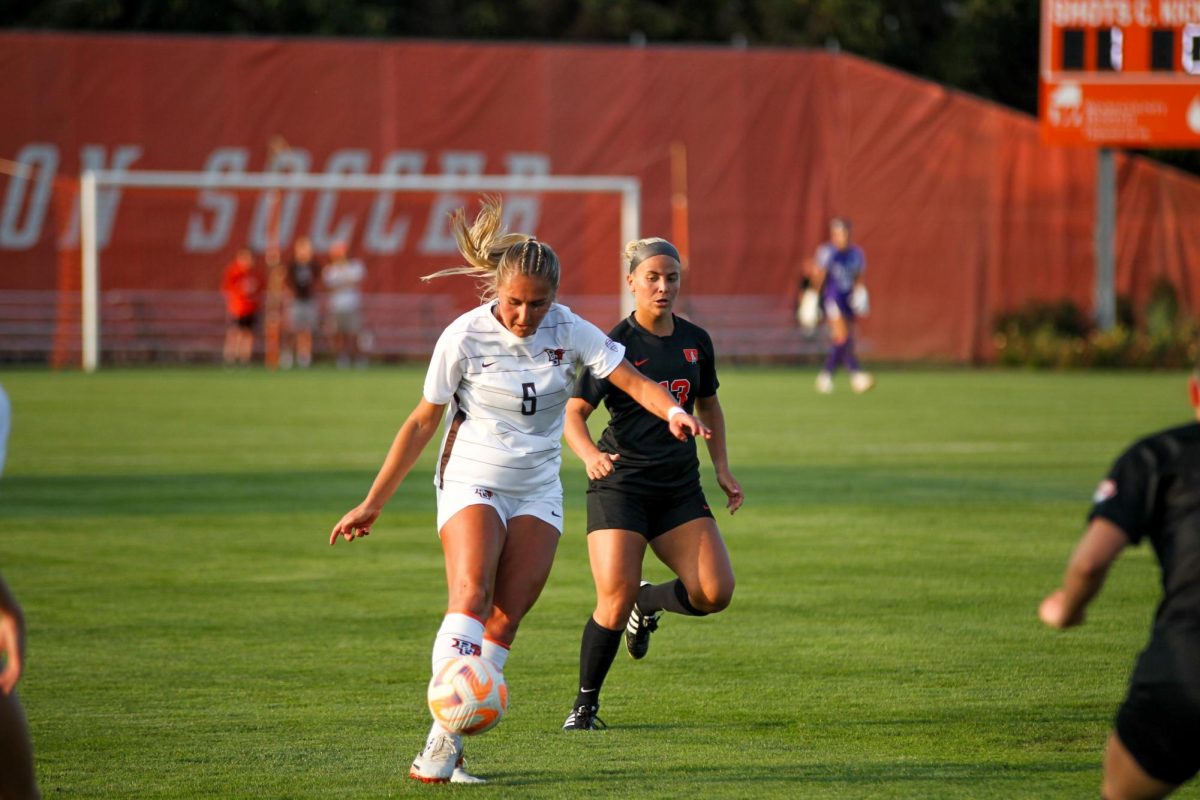 Bowling Green, Ohio - Falcons Midfielder Lexi Czerwien (5) advancing the ball at Cochrane Field, Bowling Green