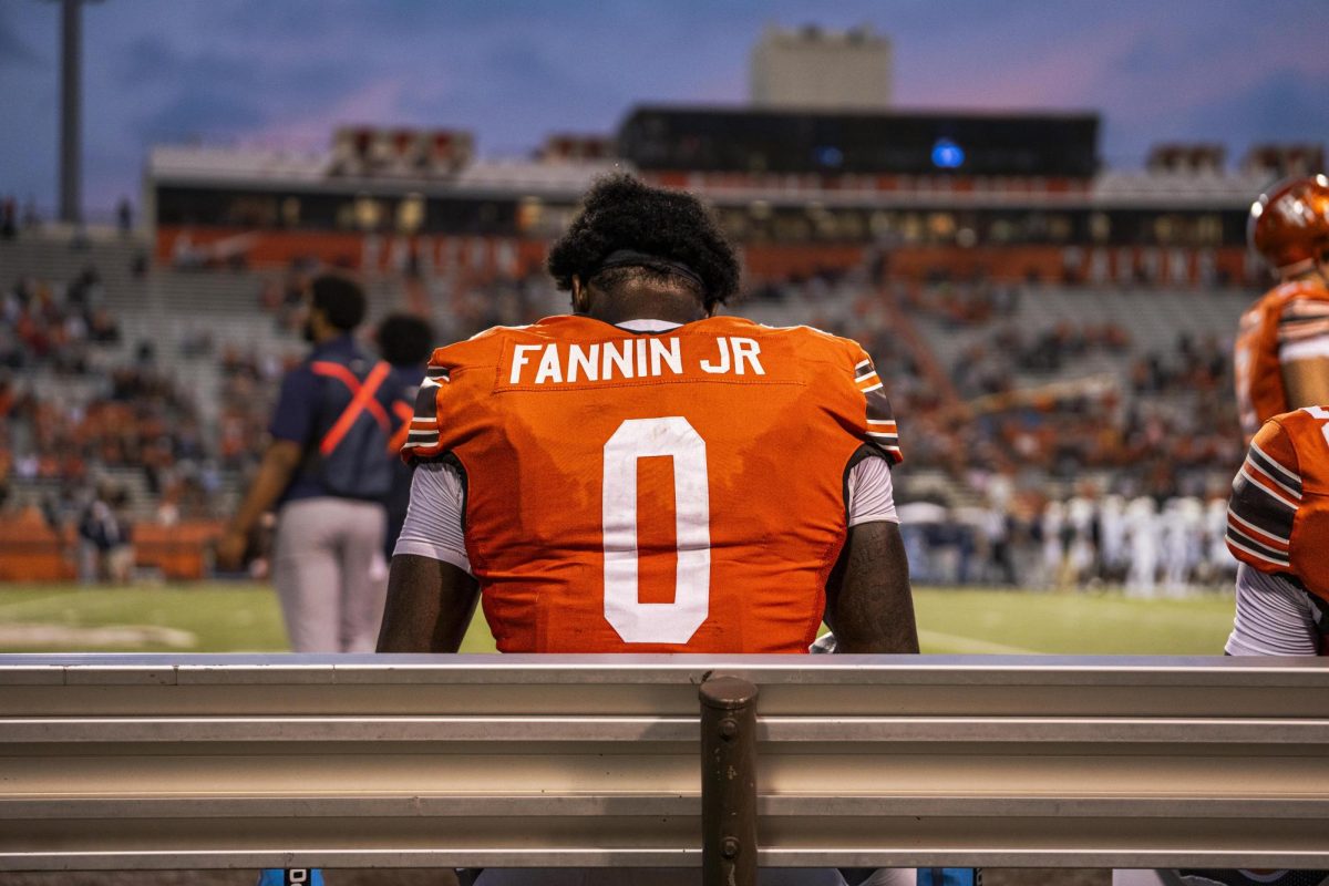 Bowling Green, OH – Falcons junior tight end Harold Fannin Jr. (0) looks on from the bench at Doyt L. Perry Stadium in Bowling Green, Ohio