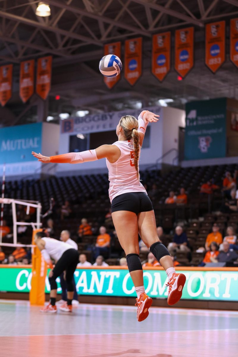 Bowling Green, OH - Falcons Freshman defensive specialist Avery Anders (3) serves the ball against Western Michigan at the Stroh Center in Bowling Green, Ohio.