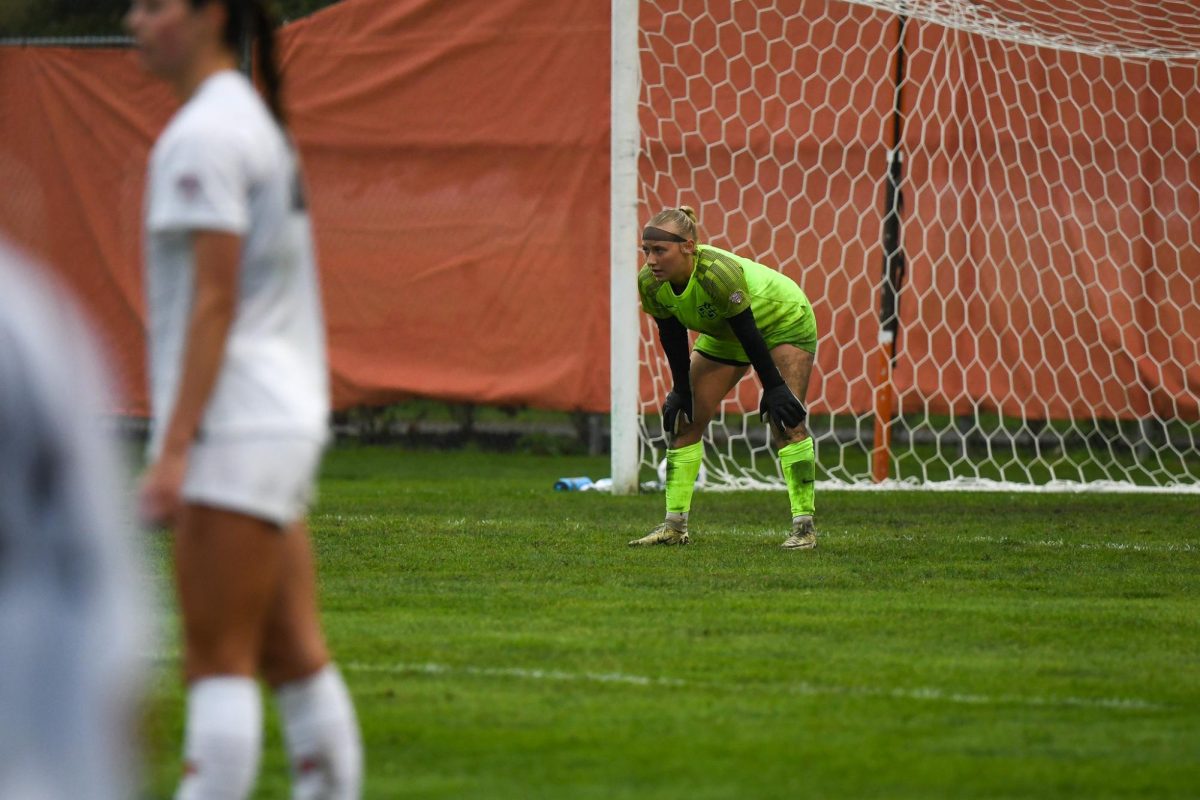 Bowling Green, OH - Falcons freshman goalkeeper Payton O'Malley (1) late in the match at Cochrane Stadium in Bowling Green, Ohio.