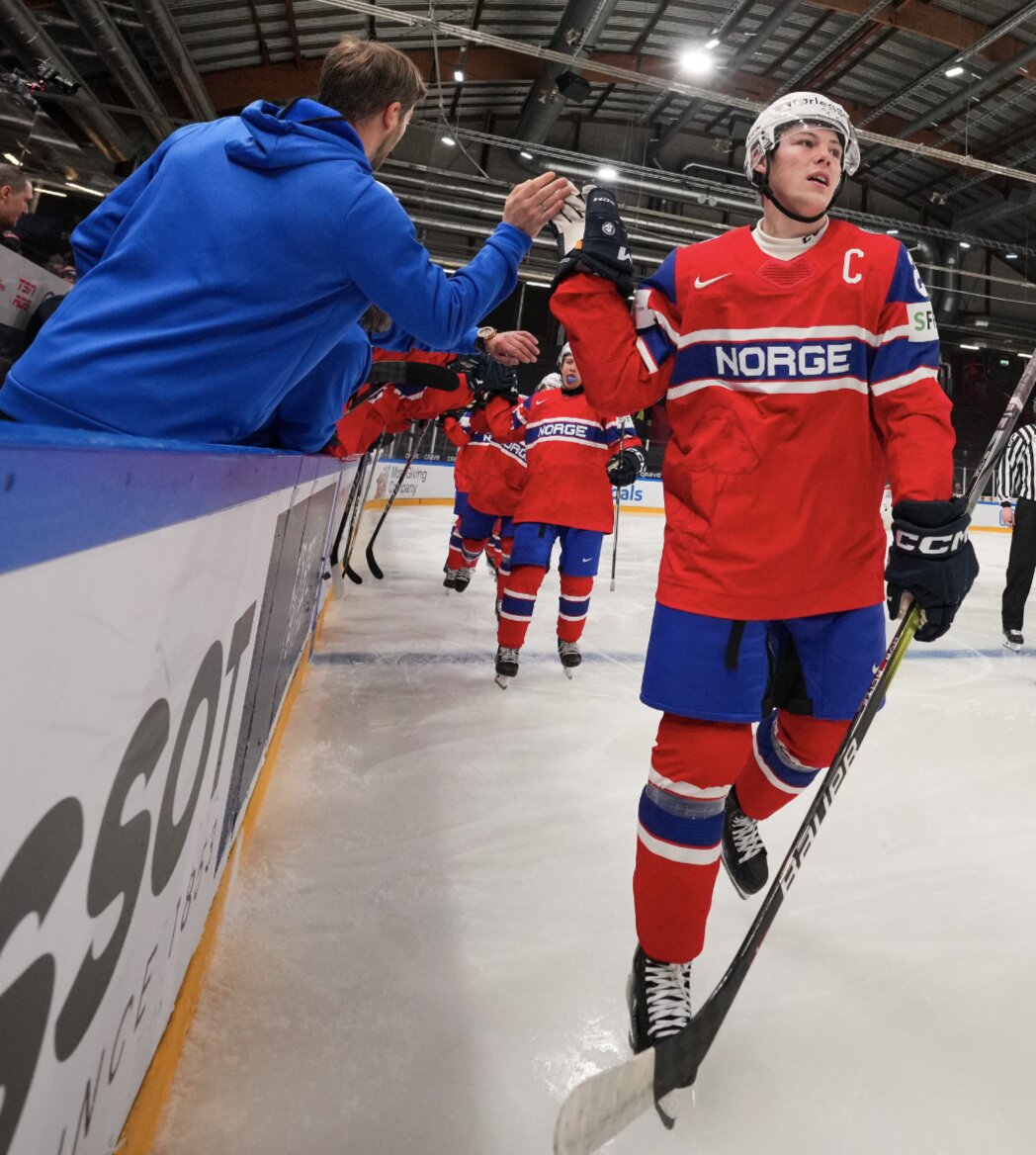 Johannes Løkkeberg at the World Juniors