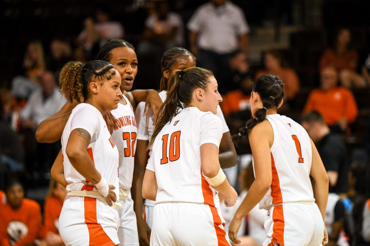 Bowling Green, OH - Falcons making a play in between timeouts at the Stroh Center in Bowling Green, Ohio.