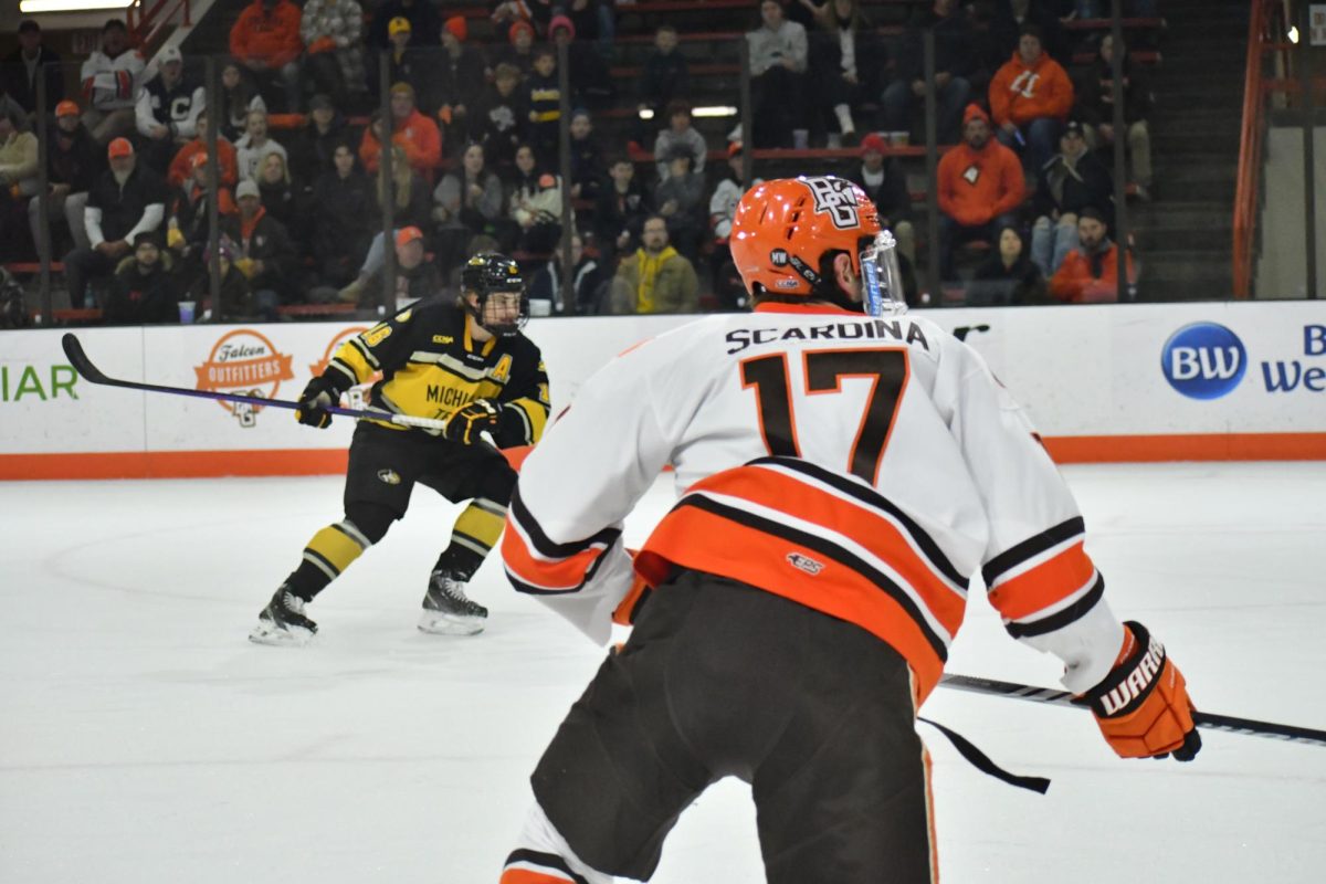 Bowling Green, OH - Falcons graduate forward Ethan Scardina (17) at Slater Family Ice Arena in Bowling Green, Ohio.