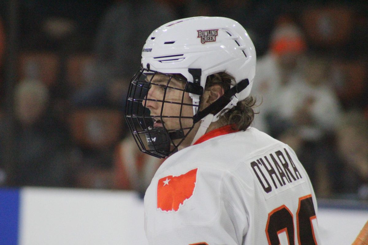 Bowling Green, OH - Falcons senior forward Ryan O'Hara (20) at Slater Family Ice Arena in Bowling Green, Ohio