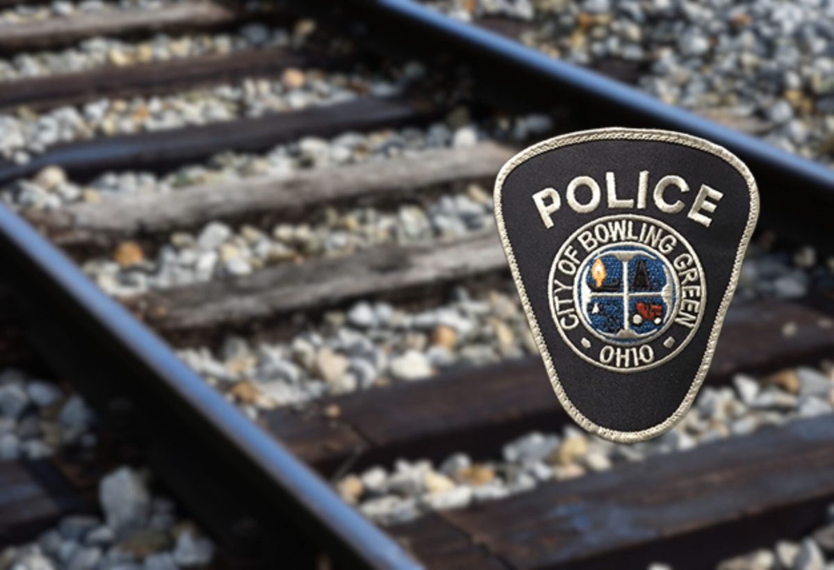 Man struck, killed by train in Bowling Green