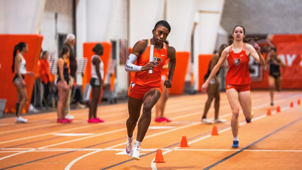 Track and Field: Ten wins highlight women’s indoor season opener 