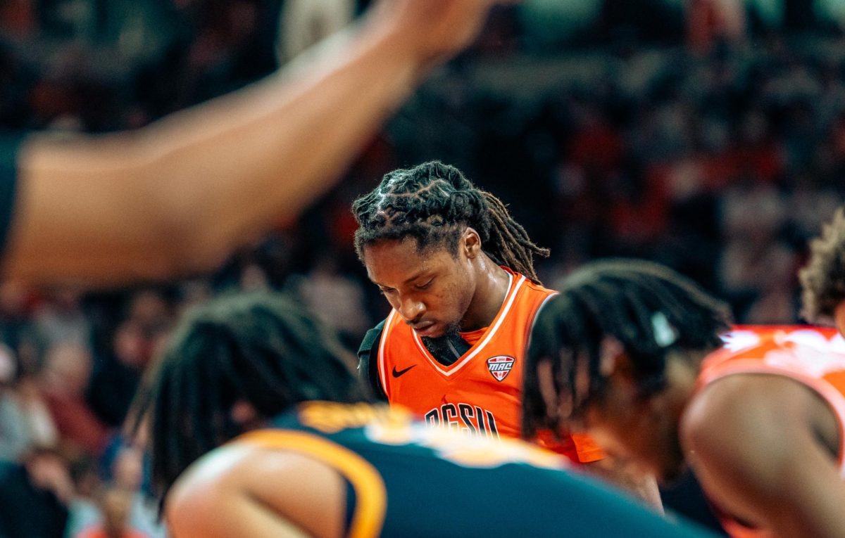 Bowling Green, OH – Falcons Redshirt Freshman Forward Jamai Felt (11) prepares to take a free throw at the Stroh Center in Bowling Green, Ohio