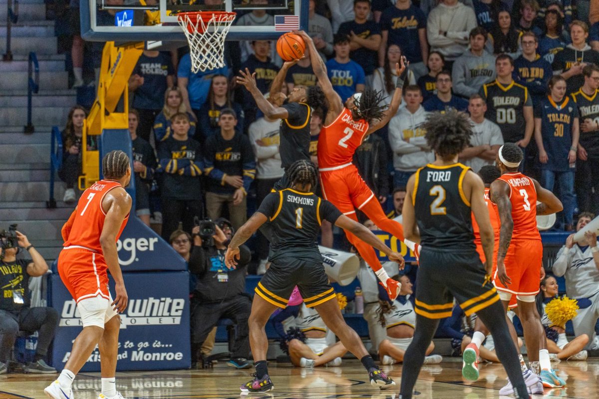 Toledo, OH- Falcons junior guard Javontae Campbell (2) makes a block at Savage Arena in Toledo, Ohio.