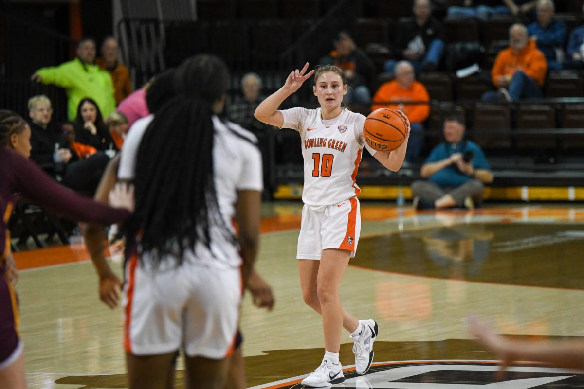 Bowling Green, OH - Falcons sophomore guard Paige Kohler (10) calling the play for her team at the Stroh Center in Bowling Green, Ohio.