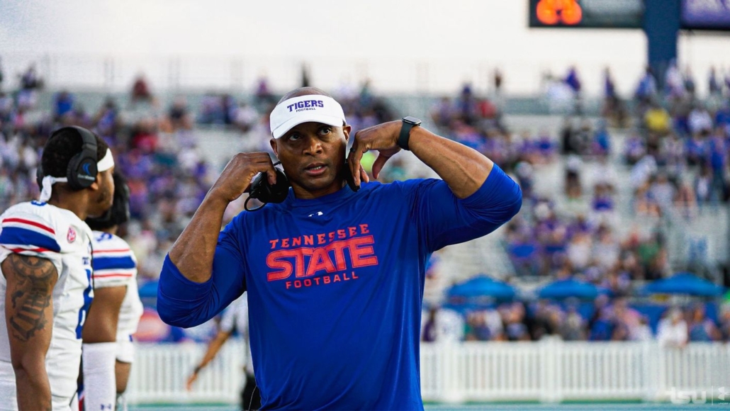 Bowling Green football nabs college hall of famer as next head coach