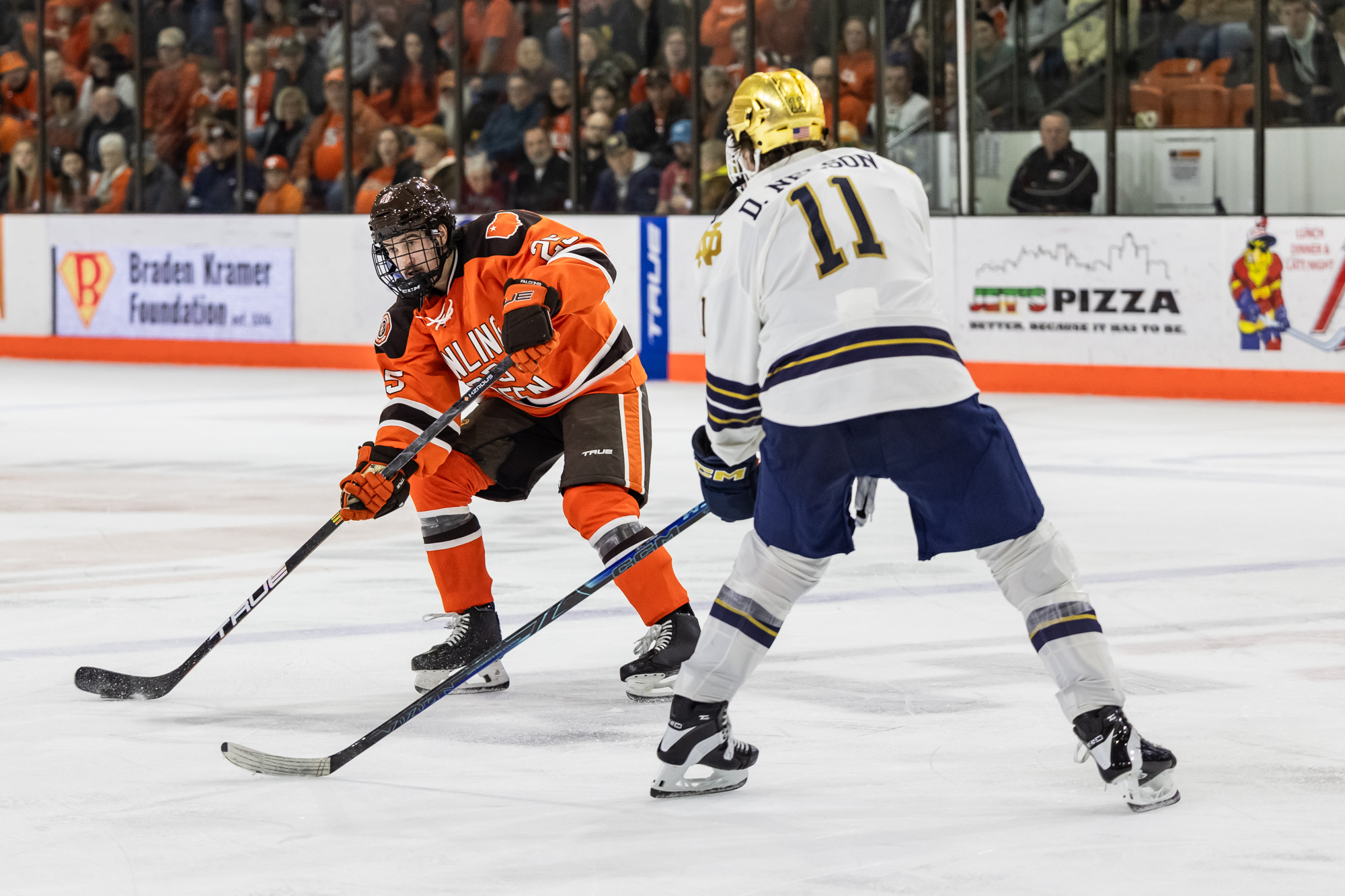Falcons record tie against Notre Dame in sold-out Slater – BG