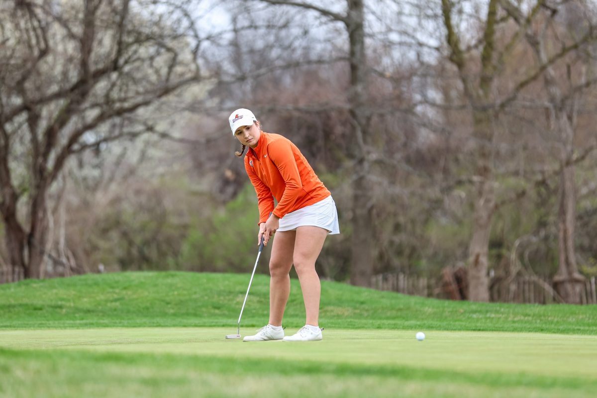 Bowling Green, OH - Falcons sophomore Addison Kartusch putts during the Dolores Black Falcon Invitational at the Stone Ridge Golf Club in Bowling Green, Ohio.