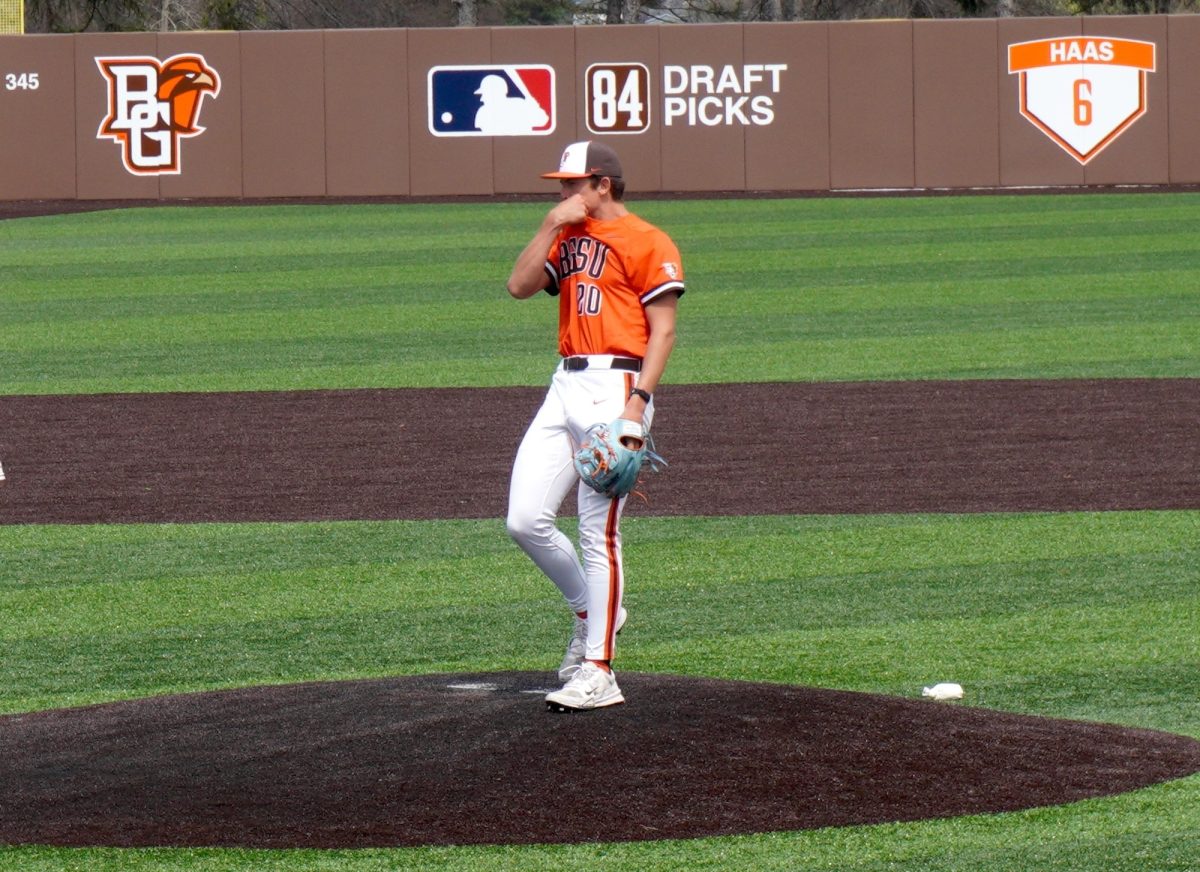 Bowling Green, OH - Falcons right handed pitcher Kade Arn (20) prepares to pitch in the 7th inning against the Central Michigan Chippewas at Steller Field in Bowling Green, Ohio.